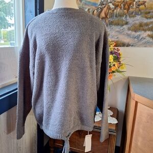 ComfyLuxe Soft Crew Neck Sweater, Size L/XL, RN3135014, NWT